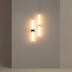 Applique moderne avec LED - tige noire et blanc DELMAR