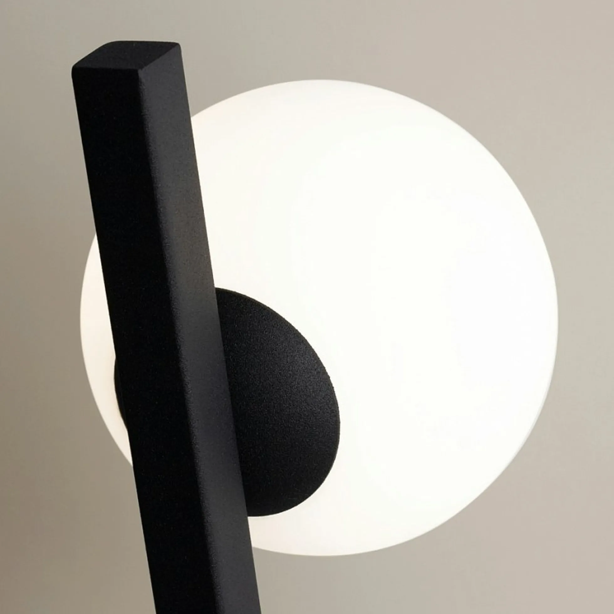 Applique murale design noire – torche & globe verre MESA
