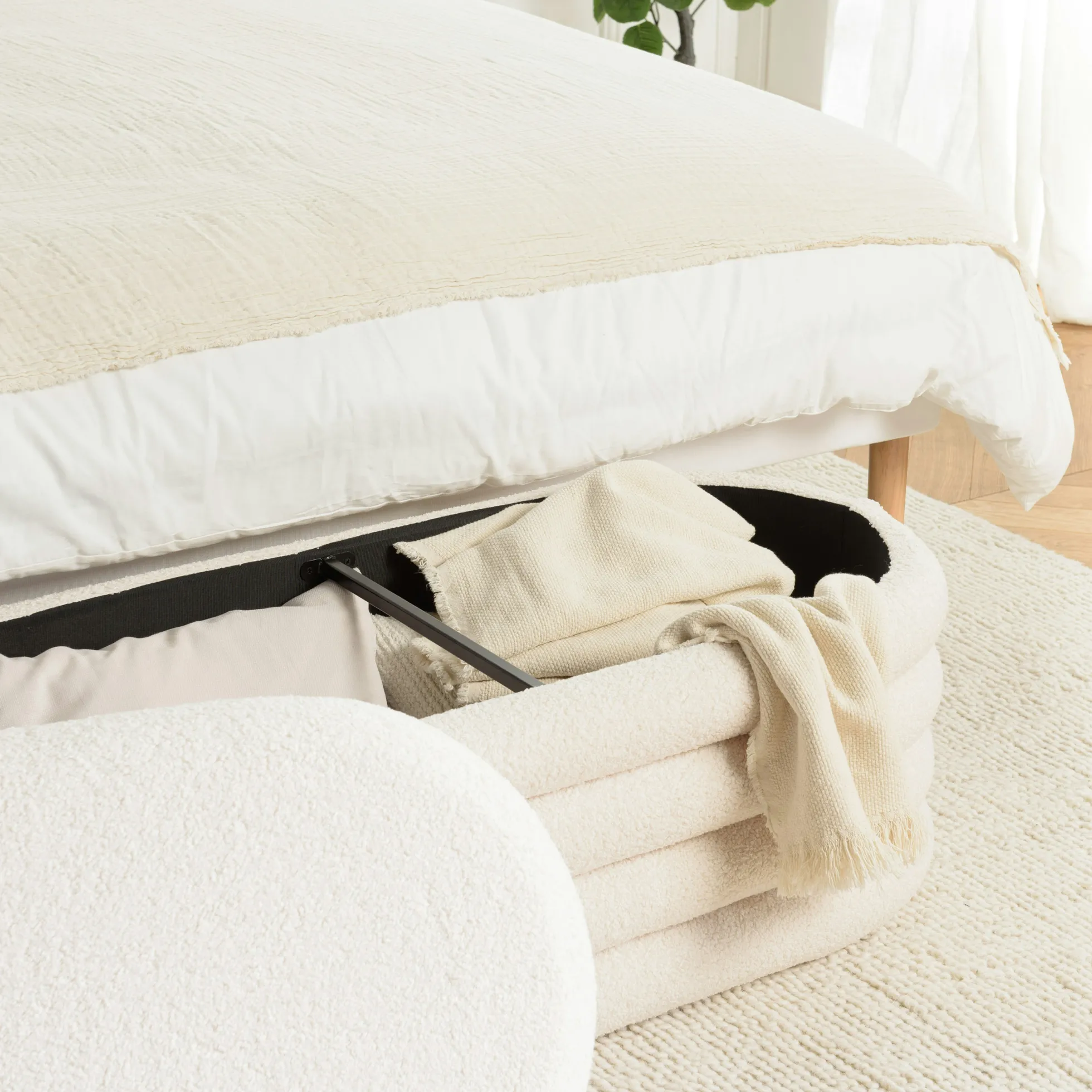 Banc coffre arrondi tissu écru déco cosy COLOMBUS