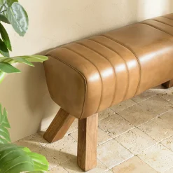 Banc cuir havane pieds en bois 89 cm TIM