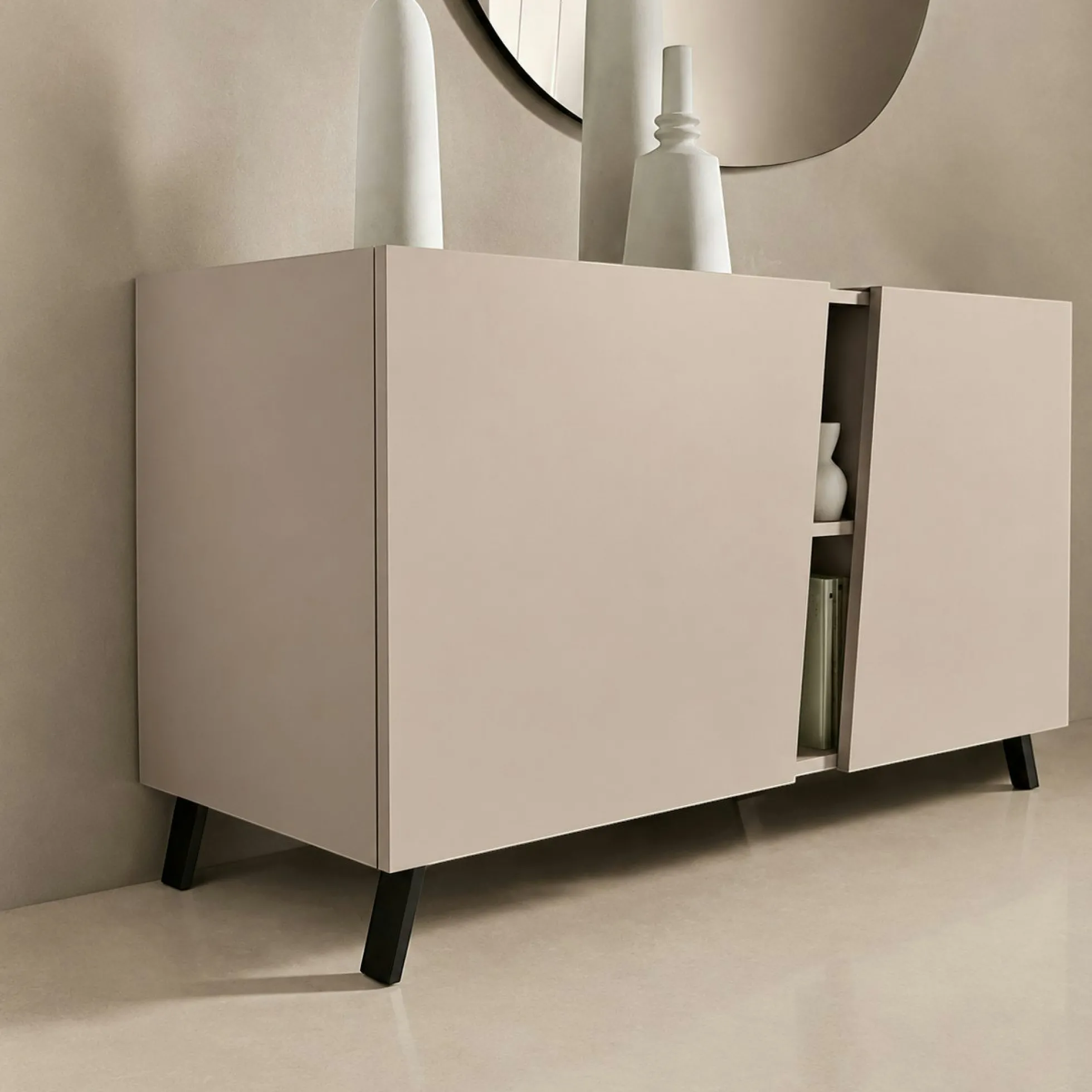 Buffet contemporain taupe à découpe diagonale 180 cm LORA