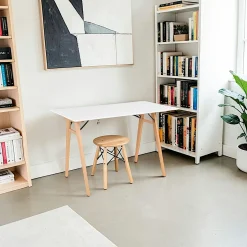 Bureau blanc moderne pieds bois style tréteau 120 cm OTTA