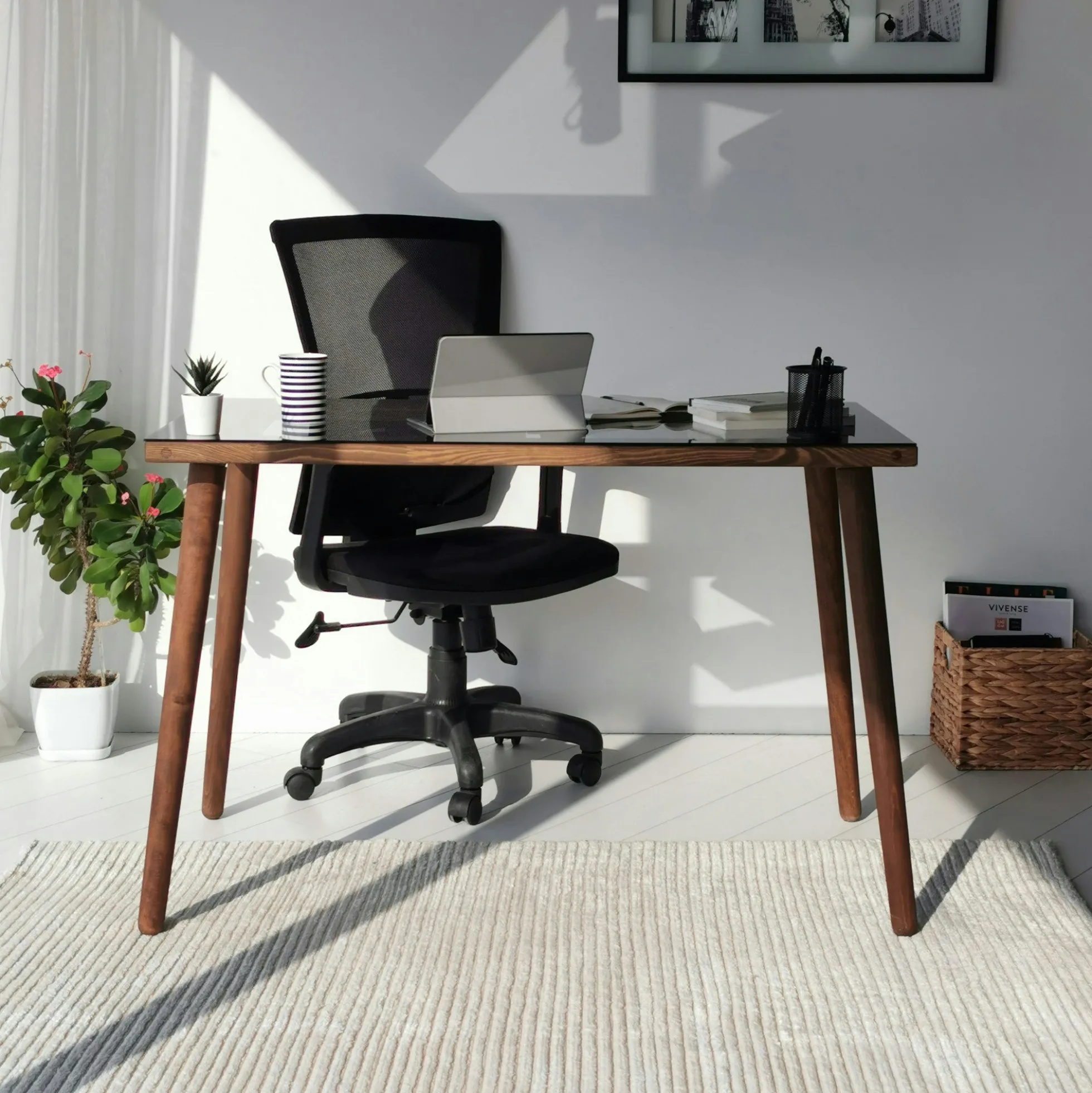 Bureau en bois foncé et verre noir - style moderne ANZIO