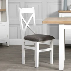 Chaise blanche en chêne avec dossier croisé (lot de 2) NAXOS