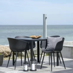 Chaise coque noire en polypropylène (lot de 2)