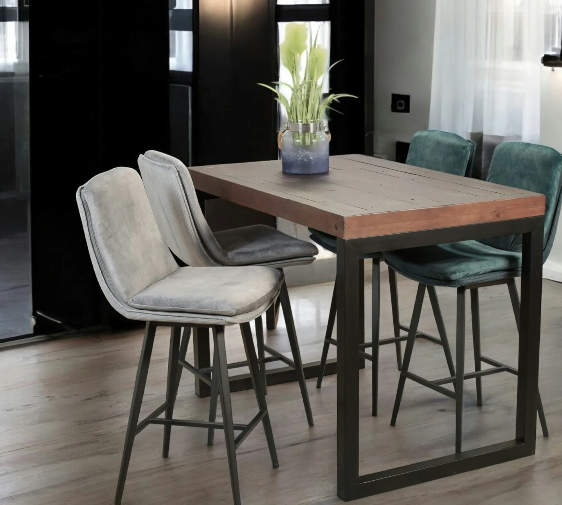 Chaise de bar en velours gris à double coussinage (lot de 2) OKA
