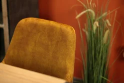 Chaise de salle à manger moutarde avec pieds métal (lot de 2) MALMOE