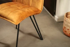 Chaise de salle à manger ocre avec pieds épingle (lot de 2) MALMOE