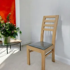 Chaise Hévéa assise mousse 45x49x100cm OLGA