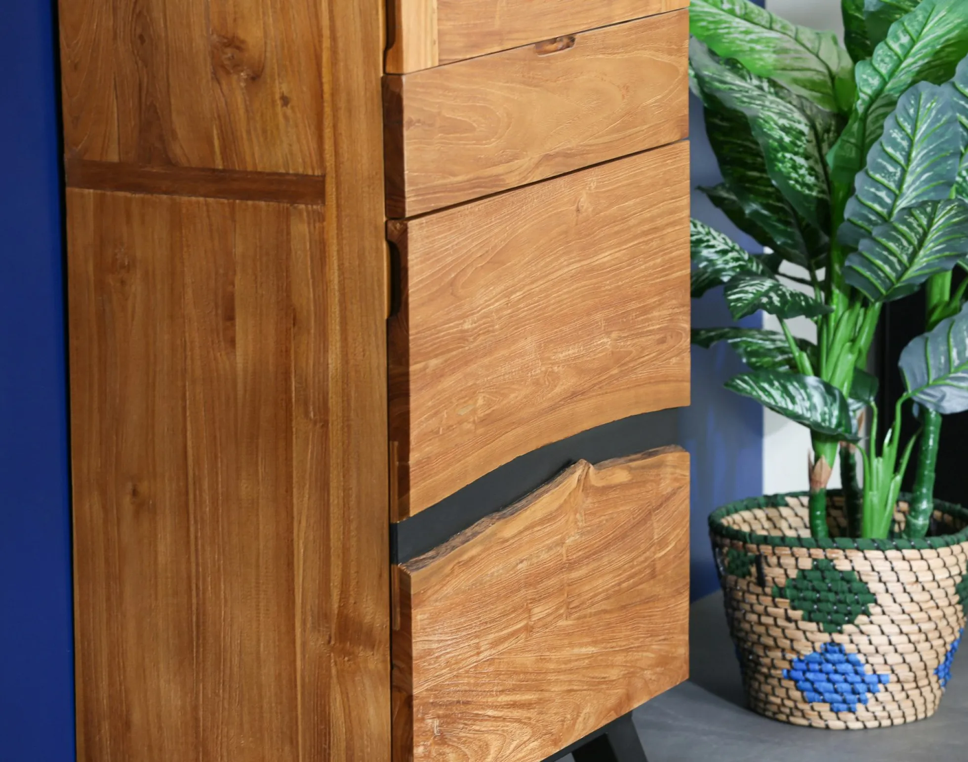 Colonne de rangement bois recyclé teck laque noire BARBADE