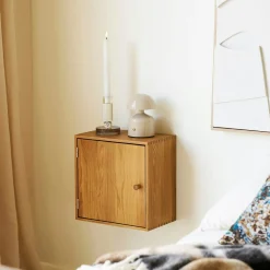 Etagère cube avec porte en bois de chêne 30 cm VARDE