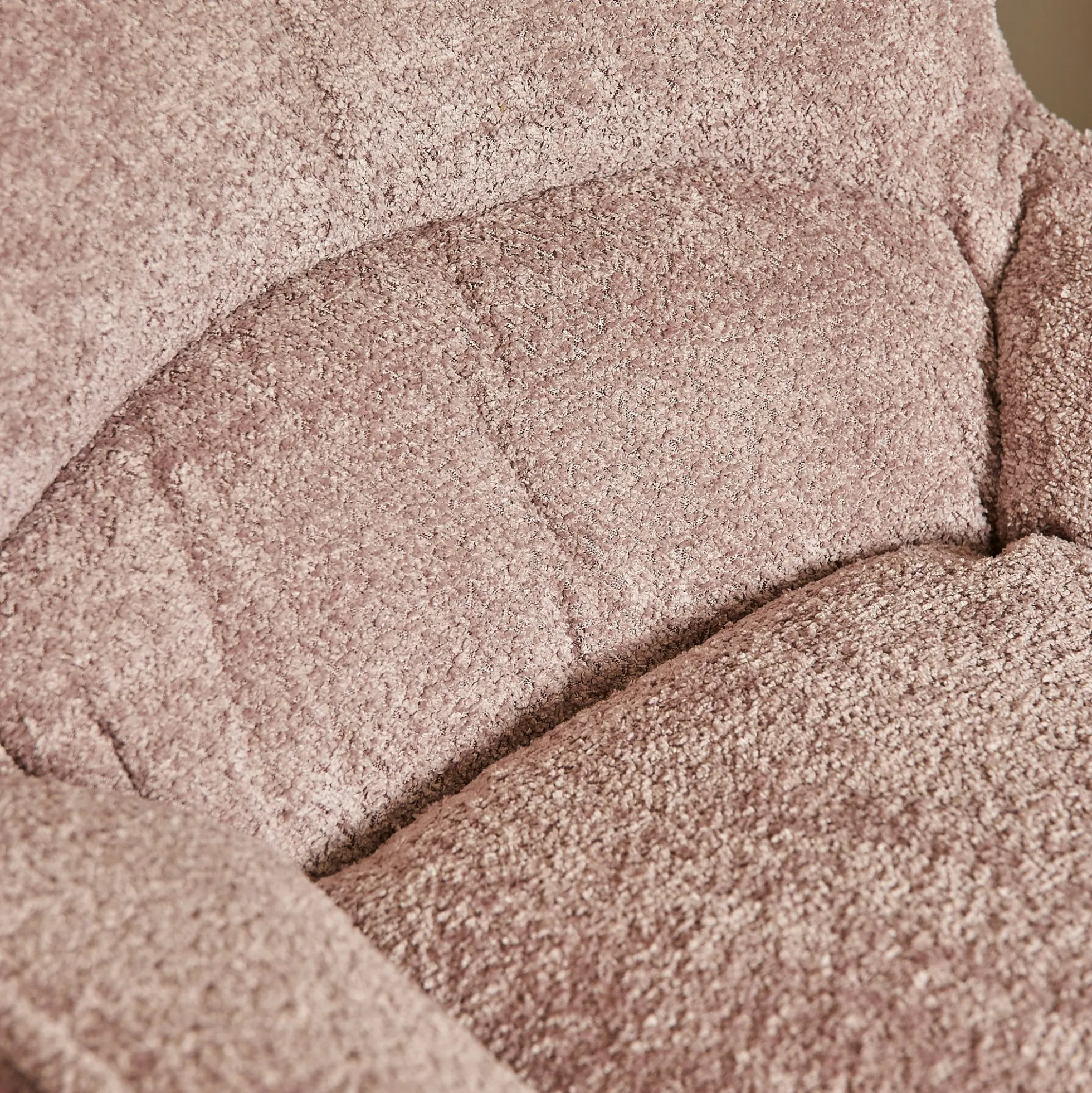 Fauteuil pivotant rose en tissu bouclette BELORA