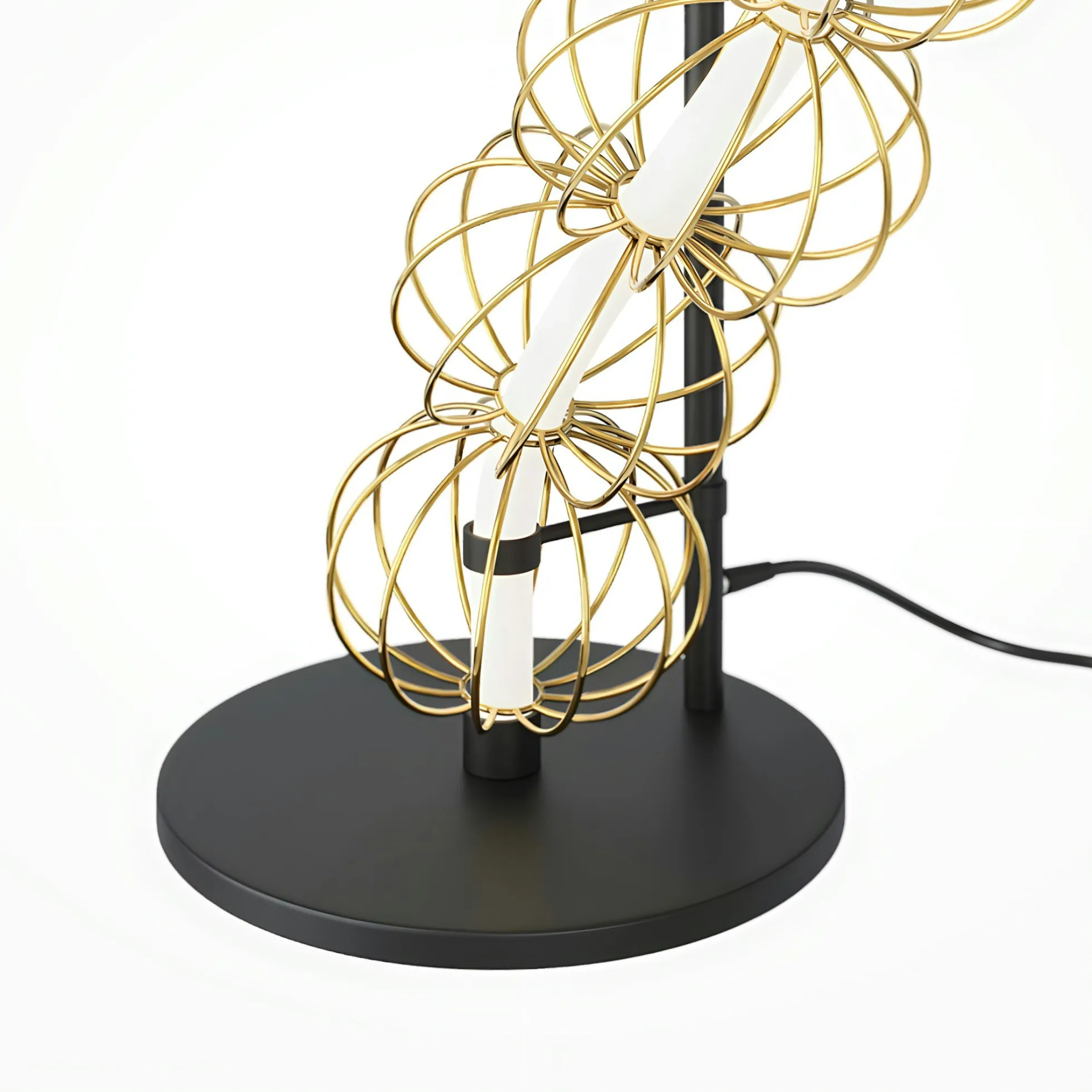 Lampadaire salon design – guirlande métal doré EDEN