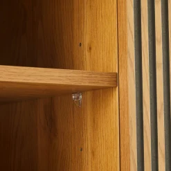 Meuble TV 2 portes 2 niches décor effet bois rainuré noir/naturel OLETTA