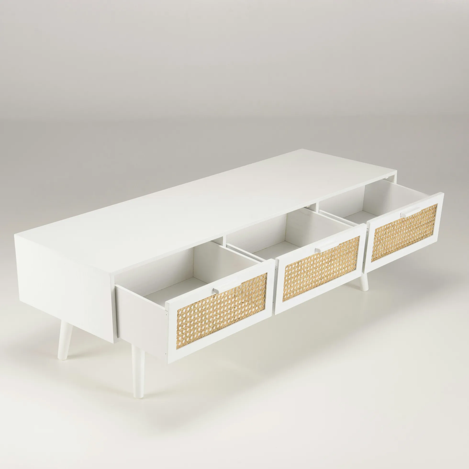 Meuble TV scandinave bois blanc 3 tiroirs rotin CALVIA