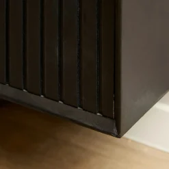 Meuble TV suspendu bois noir 3 portes rainurées CORTINA