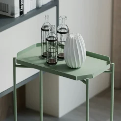 Petite table d’appoint verte, plateau rectangulaire SFAX