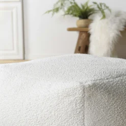 Pouf de salon carré blanc tissu bouclettes TIM