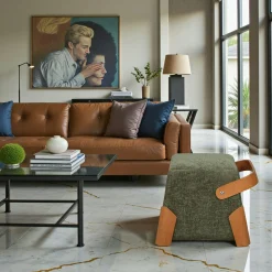 Pouf design kaki avec poignée en bois IENA
