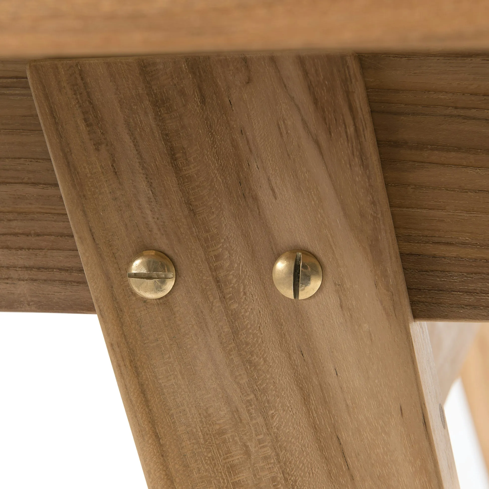 Salon de jardin teck brut table pieds tréteaux 180/240 + 6 chaises bord arrondi SUMMER