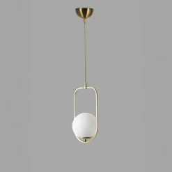 Suspension design dorée 1 globe verre dépoli sur cadre SIERRE