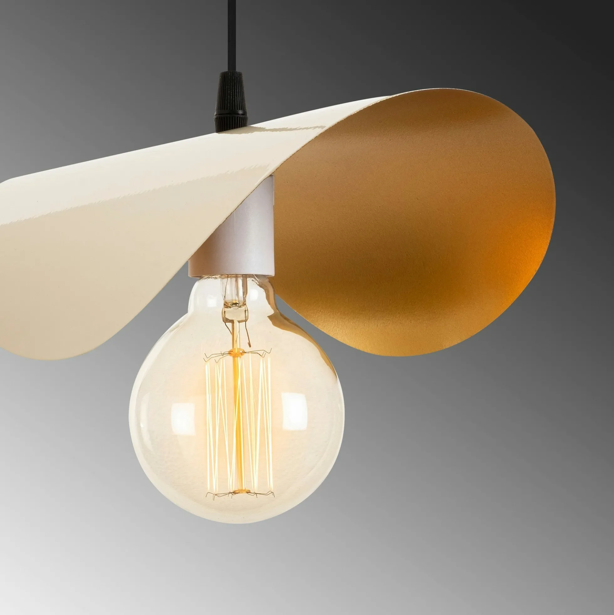 Suspension moderne en métal plié crème & doré SINOP