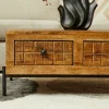Table basse carrée en bois 4 tiroirs décor damier UDA