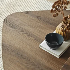 Table basse effet noyer, triangle organique (x2) MARFA