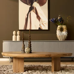 Table basse galet en bois clair à pieds larges LEXTON
