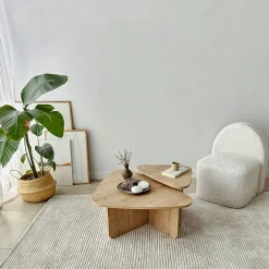 Table basse gigogne effet bois, triangle organique (x2) MARFA