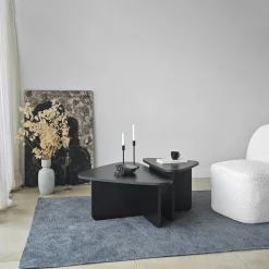 Table basse gigogne noire, triangle organique (x2) MARFA