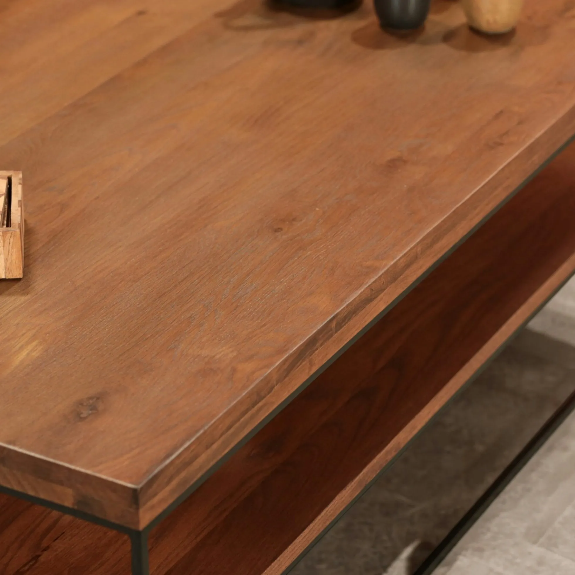 Table basse rectangulaire OKA