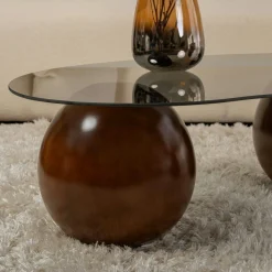 Table basse verre fumé design – 3 pieds boules marrons KOCHI