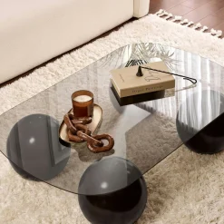 Table basse verre gris bords arrondis - 4 pieds noirs KOCHI