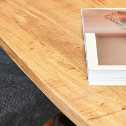 Table bords arrondis en bois 240 cm UTAH