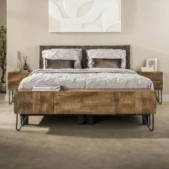 Table de chevet bois rainuré 2 tiroirs pieds épingle DELHI