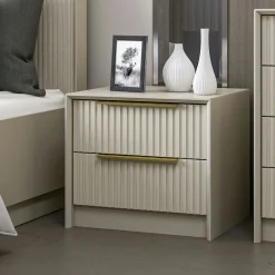 Table de chevet taupe 2 tiroirs rainurés, style moderne BYRON