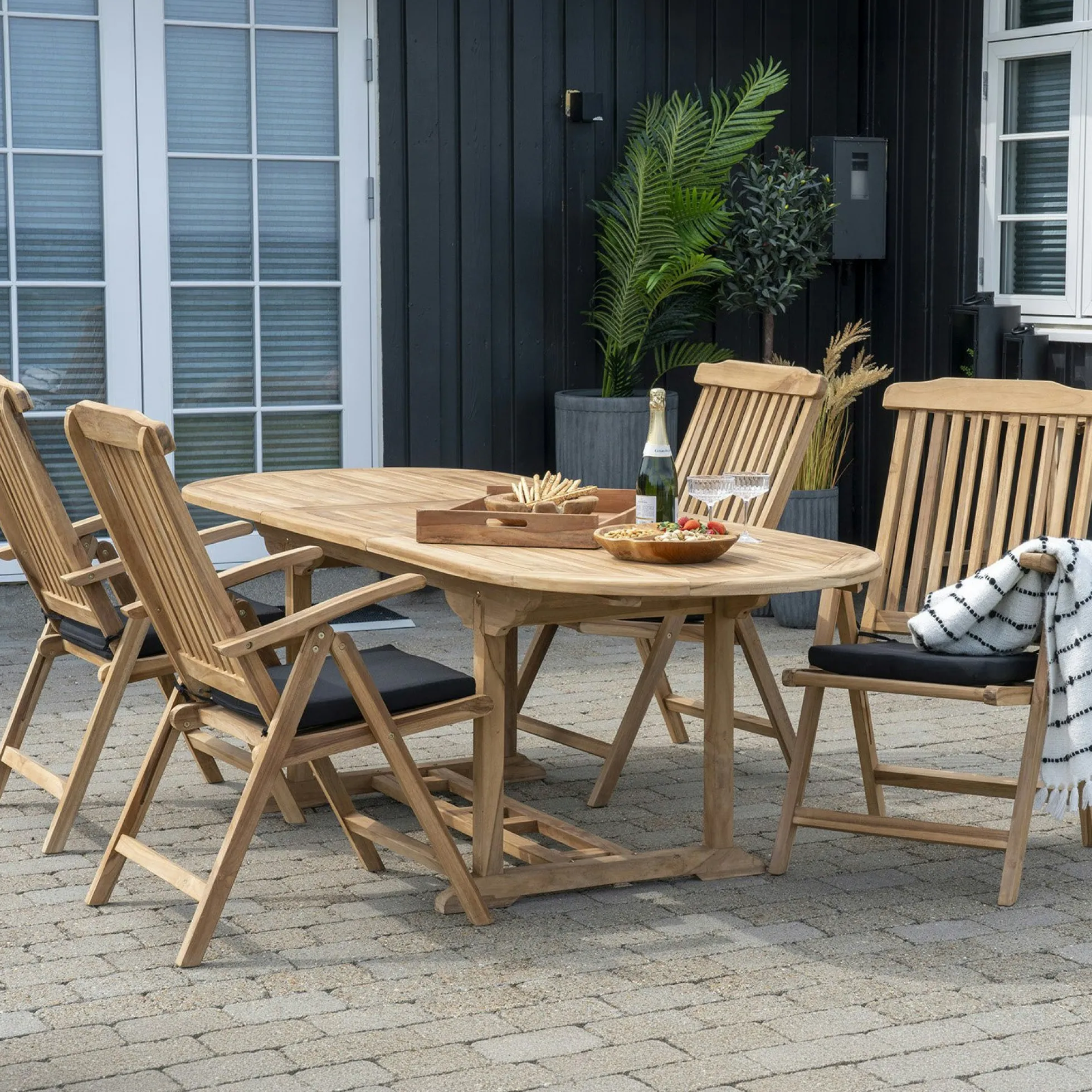 Table de jardin en teck extensible 180/240 KUTA