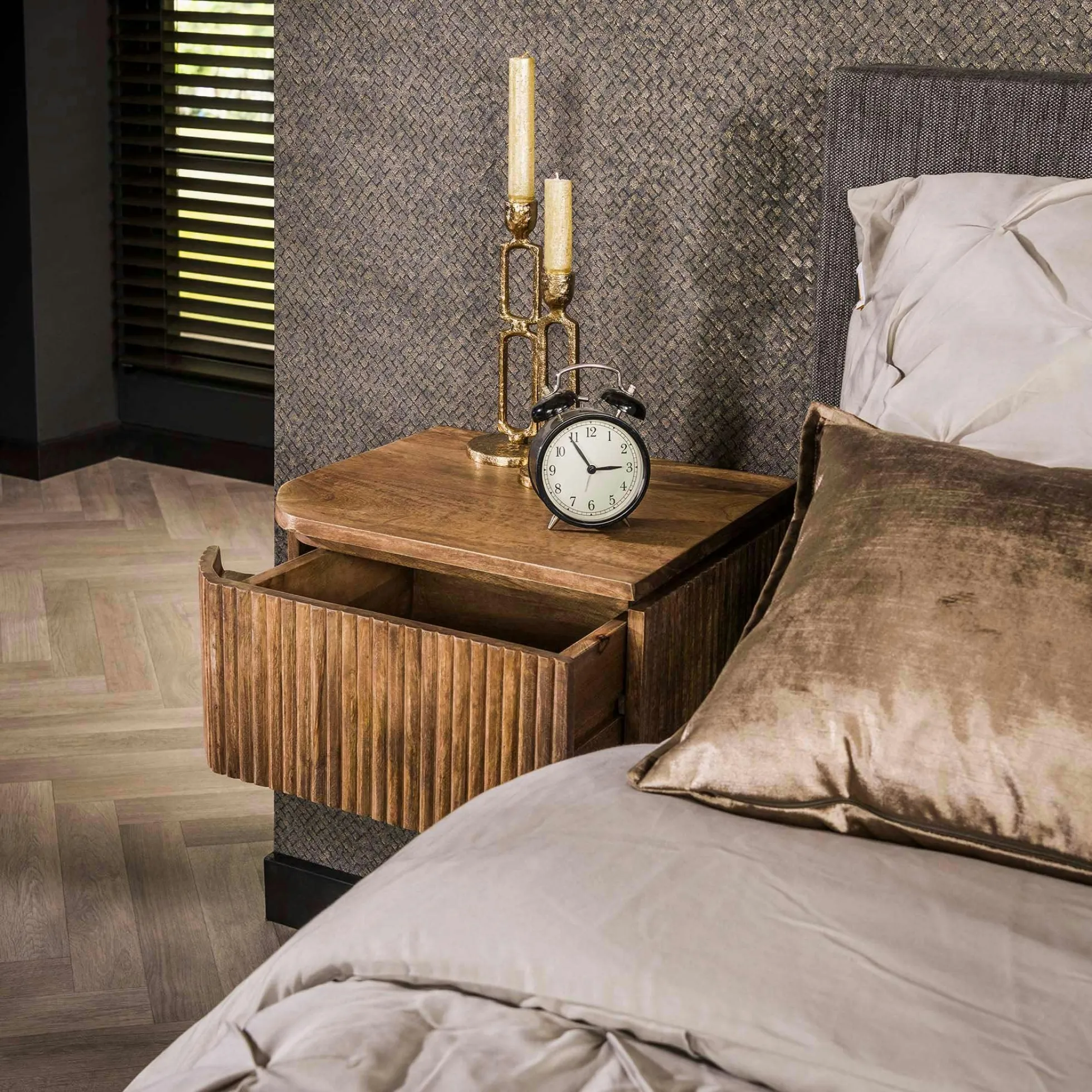 Table de nuit murale en bois de manguier motif baguette (lot de 2) DELHI