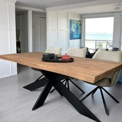 Table en chêne brun pied noir fin avec bords naturels 200 cm PALERME