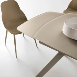 Table extensible en verre taupe 140-210 cm ALBA