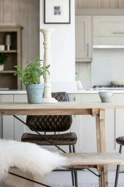 Table à manger en bois recyclé clair tréteaux 200 cm SALERNE