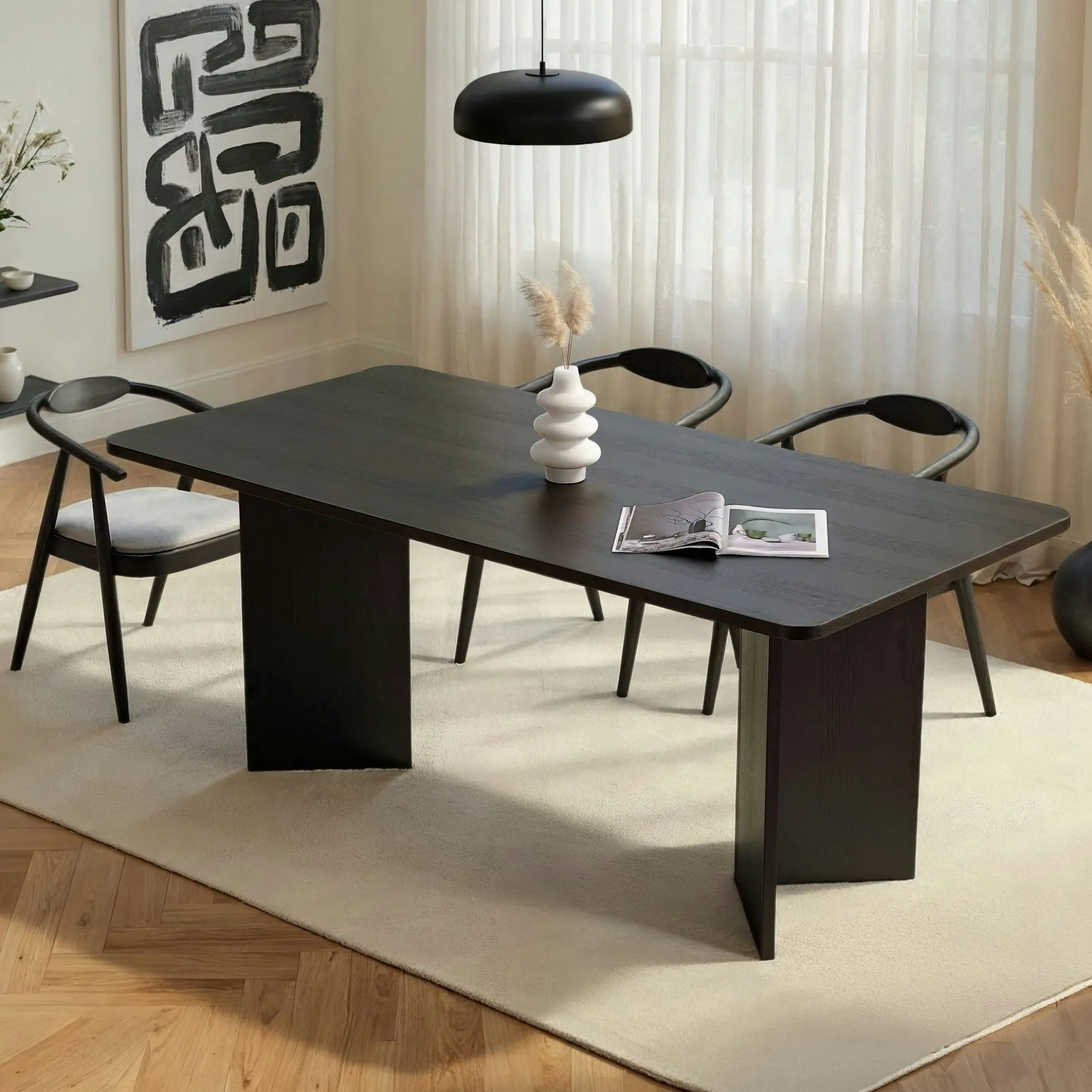 Table à manger noire bords ronds 180 cm MARFA