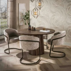 Table ronde en bois d'acacia foncé design organique Ø130 cm NAKO